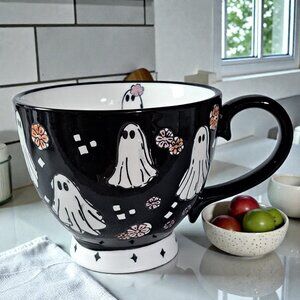 Potters Studio Black Ghost & Floral Pedestal Mug